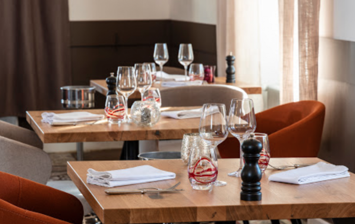 Salle du restaurant La Table de Sorgues - Sorgues - Un de nos restaurants favoris du Vaucluse 